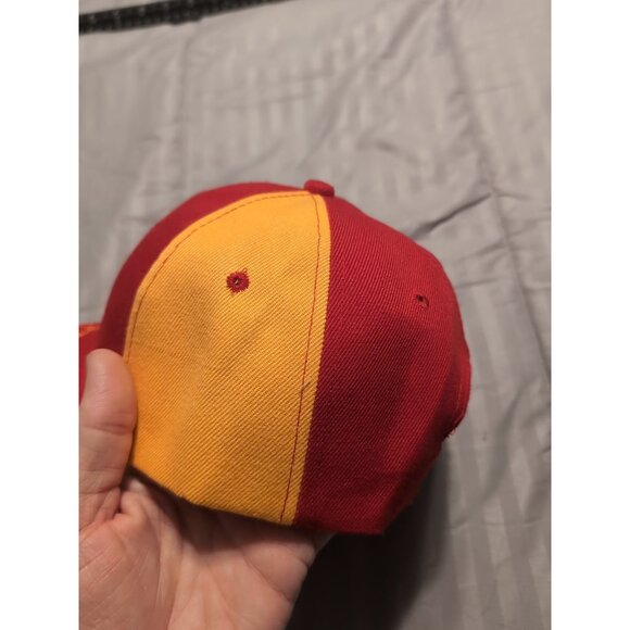 Galaxy Inc Red Yellow Scotland Embroidered Rampant Lion Hat 100% Cotton - Picture 2 of 7